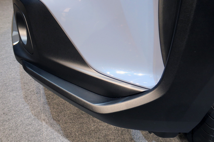 スバル・ソルテラ（フロントバンパー）