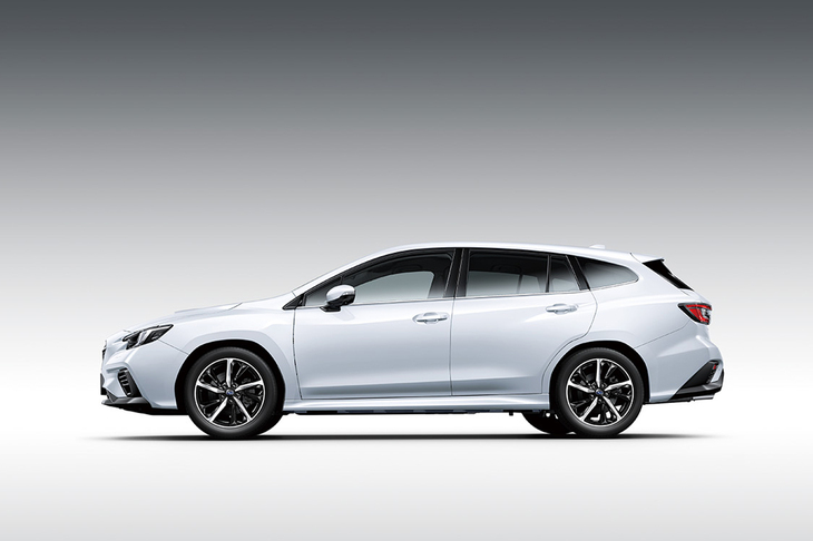 現行型「レヴォーグSTI Sport EX」のサイドビュー。ボディーサイズは全長×全幅×全高＝4755×1795×1500mm、ホイールベースは2670mm。最低地上高は145mmとなる。