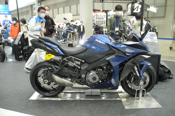 スズキGSX-S1000GT
