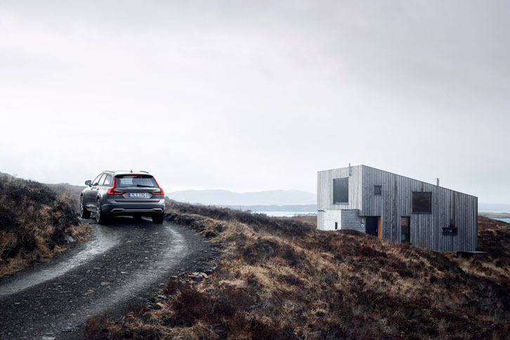 ボルボV90クロスカントリー