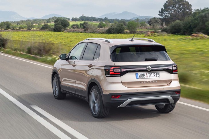 115ps仕様の「Tクロス」が0-100km/h加速に要する時間は10.2秒。最高速度は193km/hと公表される。