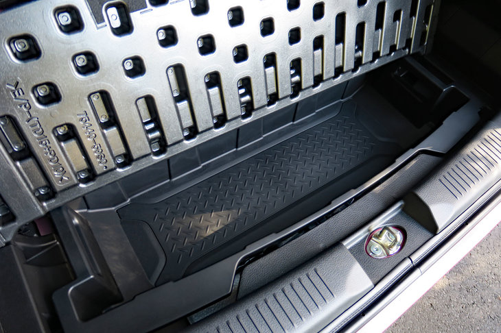 スズキ・ハスラー ハイブリッドXターボ（4WD）（ラゲッジアンダーボックス）