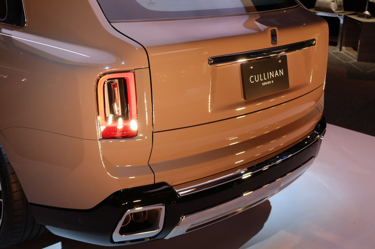 ロールス・ロイス・カリナン シリーズII（リアまわり）