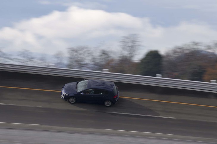 日本ミシュランタイヤでは「サマー性能もウインター性能も中途半端」というイメージが市場に少なからずあることから、あえてオールシーズンタイヤという呼び方をしていないという。