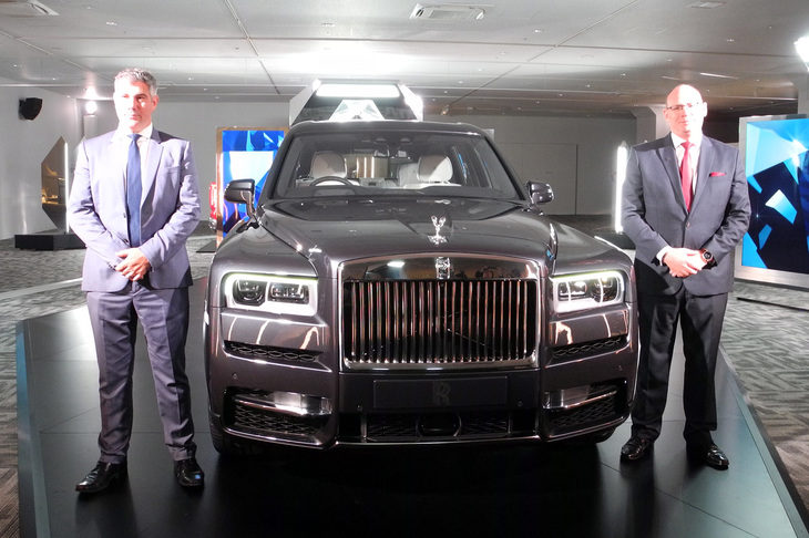 ロールス・ロイス・モーター・カーズ アジア太平洋リージョナル・ディレクターのポール・ハリス氏（写真右）とロールス・ロイス・モーター・カーズ カリナン商品企画マネージャーのジョン・シアーズ氏。