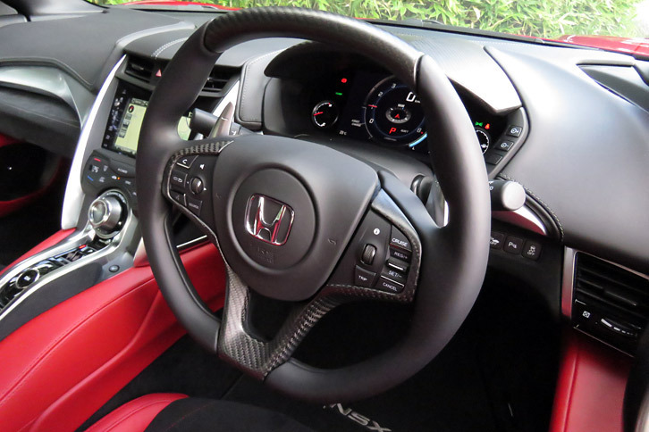 ホンダNSX（ステアリングホイールまわり）