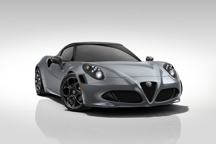 「アルファ・ロメオ4C 107th エディション」