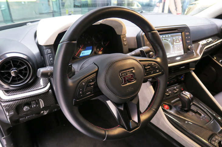 日産GT-R50 by Italdesign（ステアリングホイール）