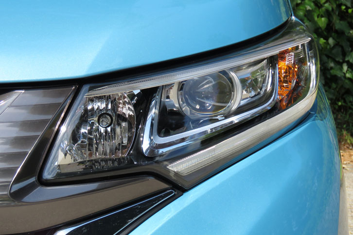 ホンダ・フリードハイブリッドEX（ヘッドランプ）