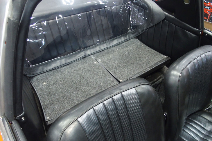 ポルシェ912タルガ ソフトトップウィンドウ（1962年）／AUTO DIRECT