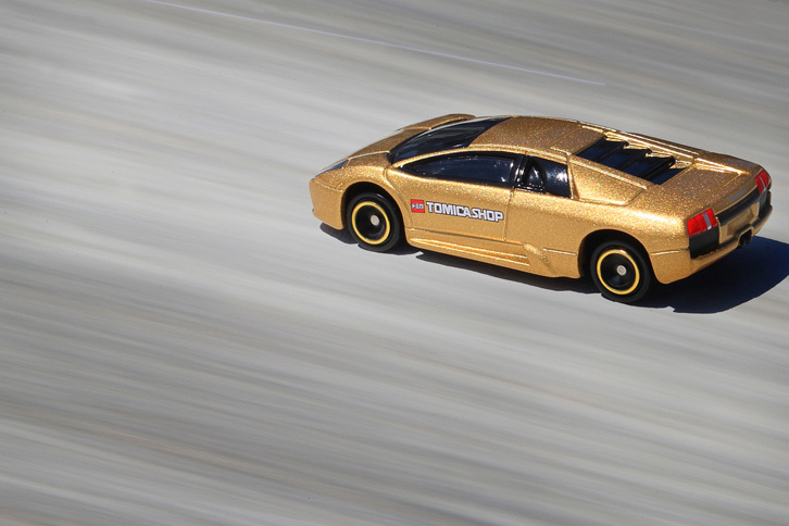 改良モデルの「LP640」を含め、9年にわたるモデルライフを送った「ムルシエラゴ」。後継モデル「アヴェンタドール」の登場を控えた、2010年11月に生産終了となった。