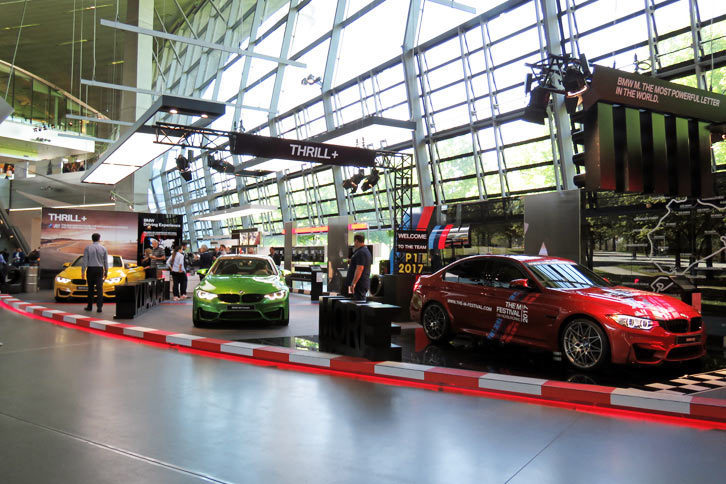 スポーティーなBMW Mモデルの展示スペース。ここまでに紹介したもののほかにも、BMW M社が手がけるオーダーメイドプログラム「BMW Individual」の展示エリアも設けられていた。