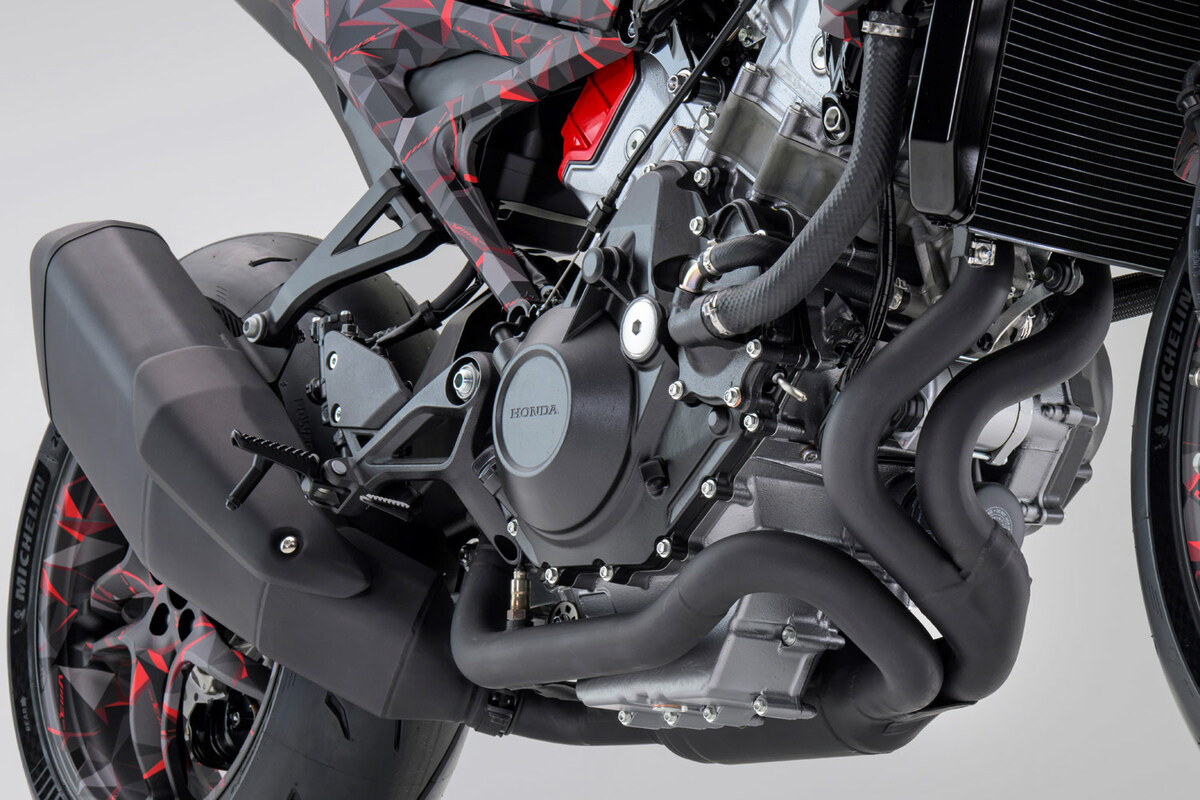 ホンダが電動過給機付きバイク「V3R 900 Eコンプレッサー プロトタイプ
