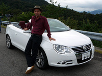 第286回：VWイオス淡路島試乗これはツウなオレ流オープンカーだ！（小沢コージ）