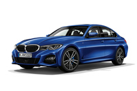 「3シリーズ」の新たなエントリーグレード「318i」は好評とのこと。セダン（写真）のほか、ワゴンモデルもラインナップされている。