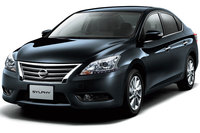 「日産シルフィ」