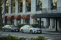 セダン特集では「ボルボS60」「BMW 7シリーズ」「トヨタ・カローラ」、そして「メルセデス・ベンツAクラス セダン」および「CLA」を取り上げます。最新セダンの魅力に注目です。（photo：田村孝介）