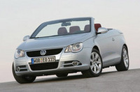 VWのクーペカブリオレ「Eos」10月に発売