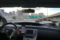 ライドシェアのクルマで、ロサンゼルスのダウンタウンに向かう。