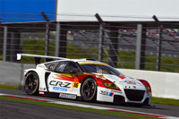 GT300クラスの3位は、No.16 MUGEN CR-Z GT（武藤英紀／中嶋大祐組）。第6戦富士は、ハイブリッドカーの活躍が目立った1戦だった。