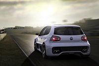 リアには、デュアルエグゾーストパイプが輝く。