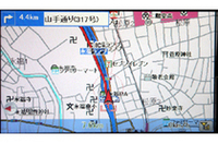 高速道路の高架下でも意外に測位状態は良好だった。