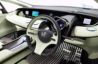 【東京モーターショー2005プレビュー】燃料電池車もプレミアムへ「ホンダFCXコンセプト」の画像