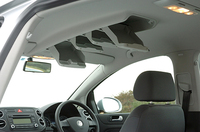 写真をクリックすると4連のオーバーヘッドコンソールが見られます。