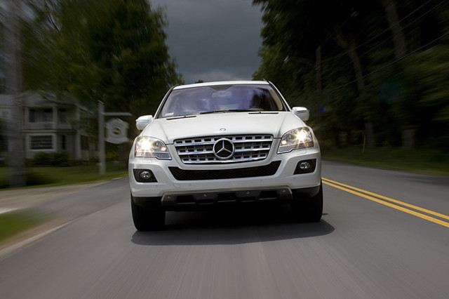 ベンツ-ML320 メルセデス・ベンツML320ブルーテック（4WD/7AT）【海外試乗記