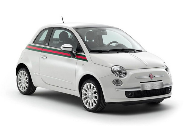 FIAT500 GUCCI特別仕様車　特別カタログ フィアット、「500 by Gucci」の予約受付開始 【ニュース】 - webCG