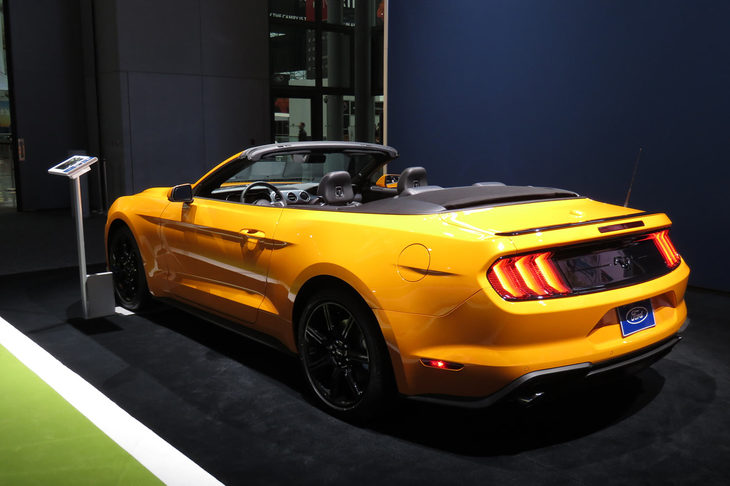フォード・マスタング コンバーチブル（エクステリア）