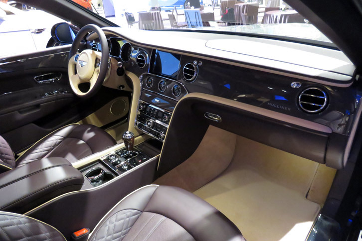 ベントレー・ミュルザンヌ スピード ホールマークシリーズbyマリナー（インストゥルメントパネルまわり）