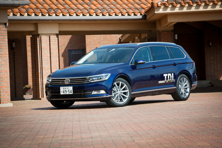 「フォルクスワーゲン・パサートTDIハイライン」が日本で発売されたのは、2018年2月のこと。インポーターであるフォルクスワーゲン グループ ジャパンが手がける、実に20年ぶりのディーゼルモデルだ。