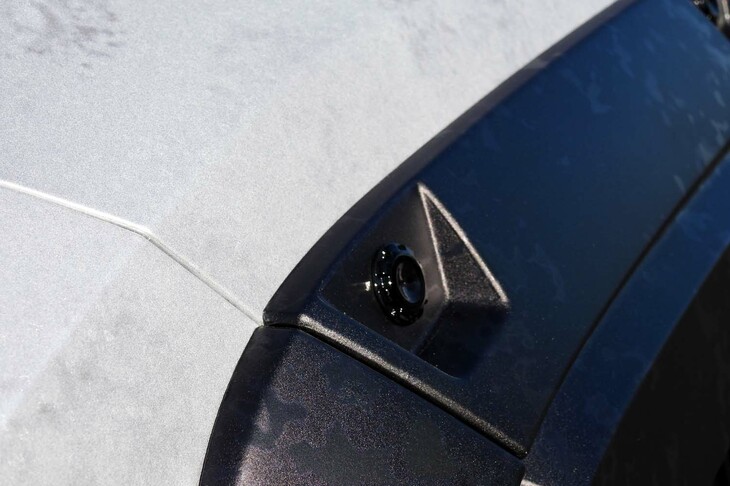 三菱トライトンSNOW SHREDDER CONCEPT（ホイールアーチモール）