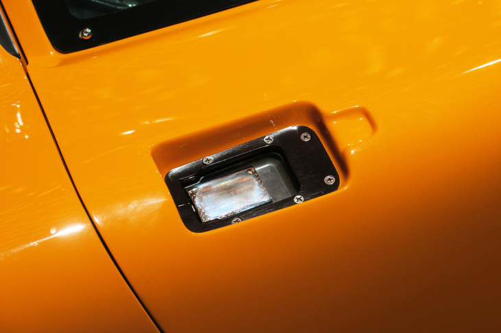 マクラーレンM6GT 1969年（ドアオープナー）