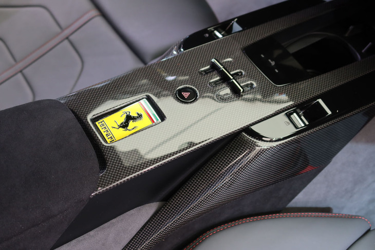 フェラーリ・アマルフィ（センターコンソール）