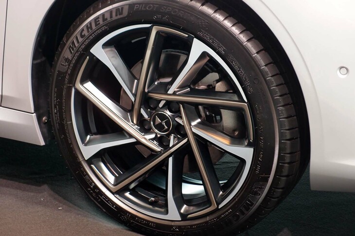 DS 9オペラE-TENSE（フロントホイール）