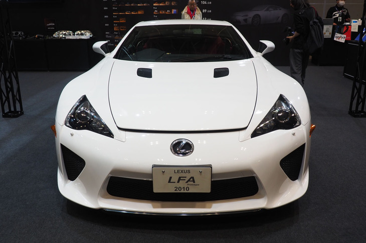 レクサスLFA（2010年）