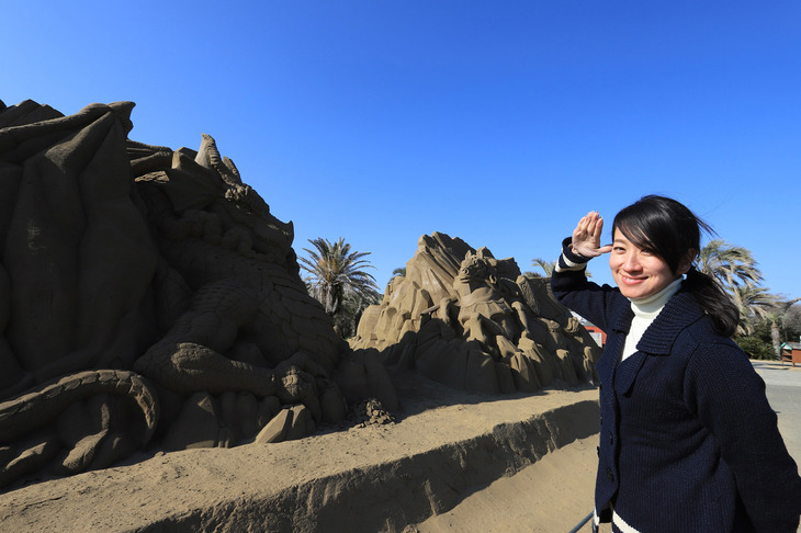 敷地内には、サンドアートの2017年度世界チャンピオンである、保坂俊彦氏の巨大な砂像も飾られていた。