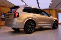 全車、遮音材を追加するなどして静粛性の向上が図られている。