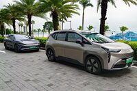 ひと昔前には日本車や欧州車とそっくりなものが多かった中国車だが、現在はデザインの独自性も重視されており、個性豊かである。