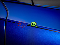 ロールス・ロイスが“8ビット アーケードゲームの世界”を投影したワンオフモデル「ブラックバッジ ゴースト ゲーマー」を発表の画像