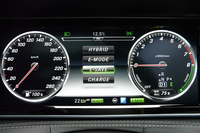 「メルセデス・ベンツSクラス」にPHVが登場の画像