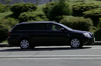 （写真＝荒川正幸）