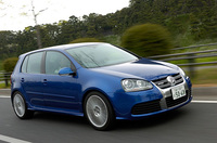 フォルクスワーゲン・ゴルフR32(4WD/2ペダル6MT)【ブリーフテスト】の画像