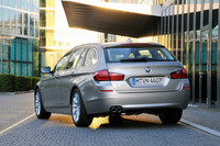 新型BMW5シリーズツーリング発売の画像