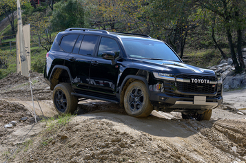 トヨタ・ランドクルーザー“300”GRスポーツ（4WD/10AT）【試乗記】