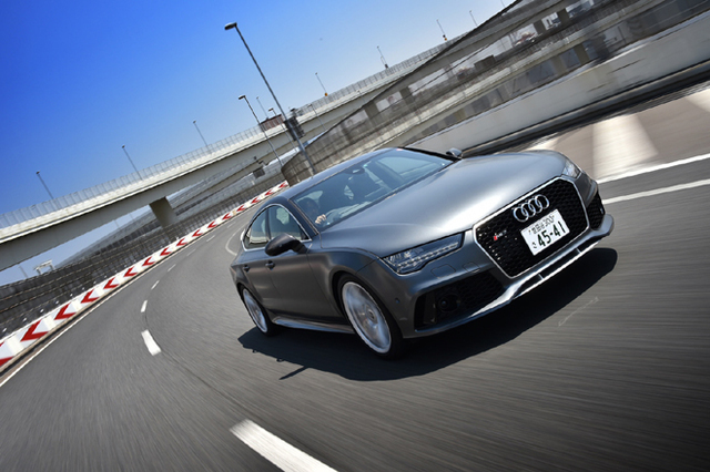 アウディA7スポーツバック 3.0 TFSIクワトロ（4WD/7AT）／RS 7スポーツ