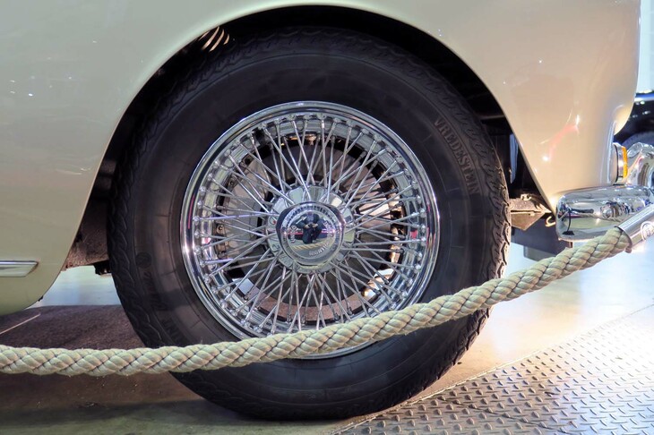 ALVIS 3.0L TE21 Park Ward DHC（1964年）