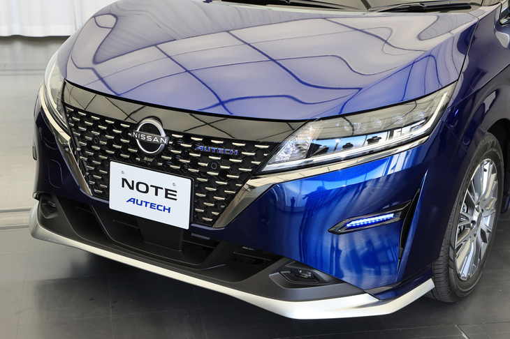 日産キックスAUTECH（フロントマスク）